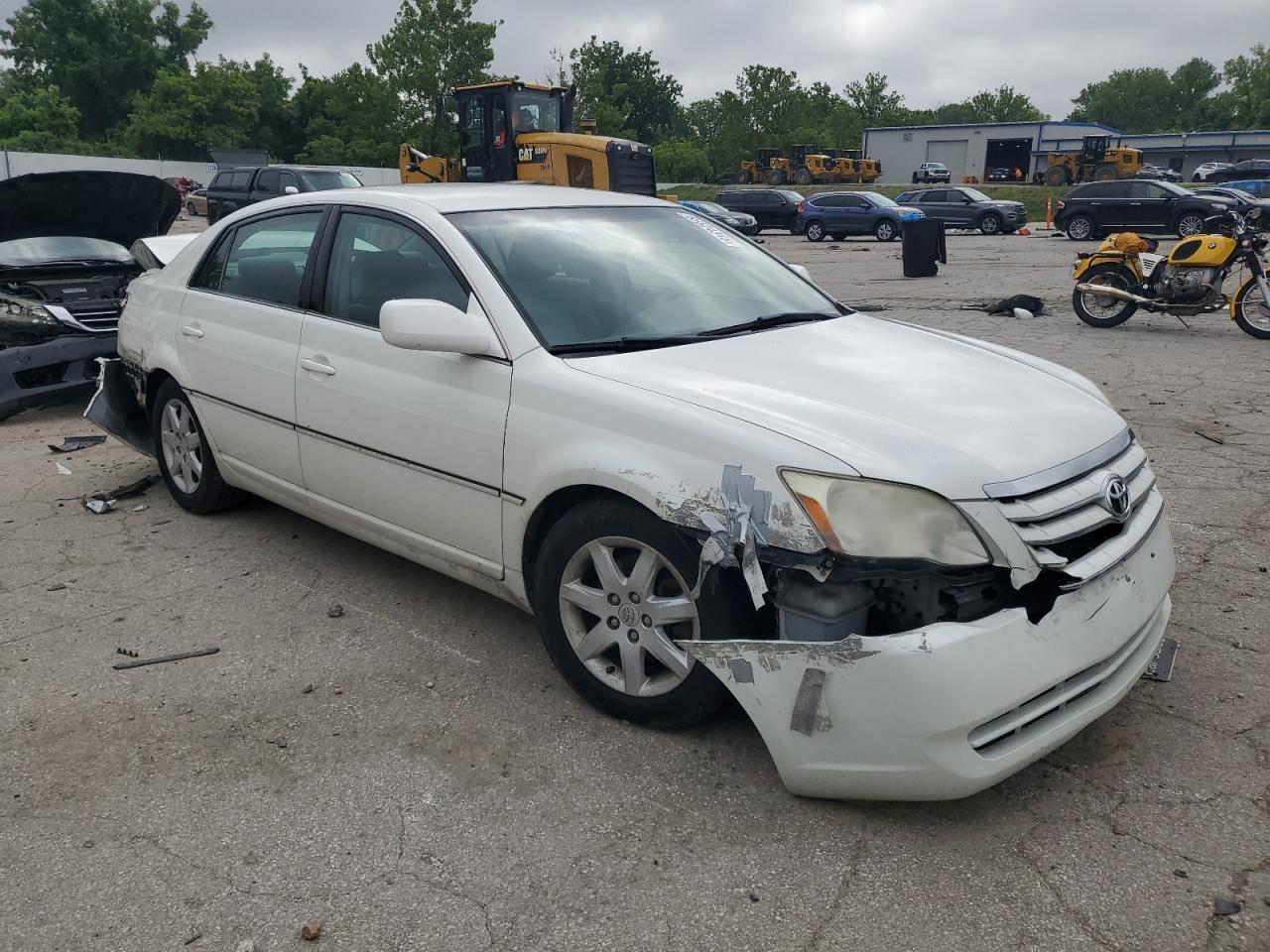 2005 Toyota Avalon xl