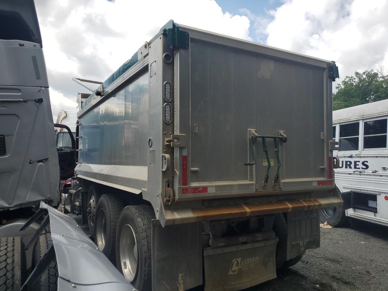 2023 Peterbilt 567 Dump Truck