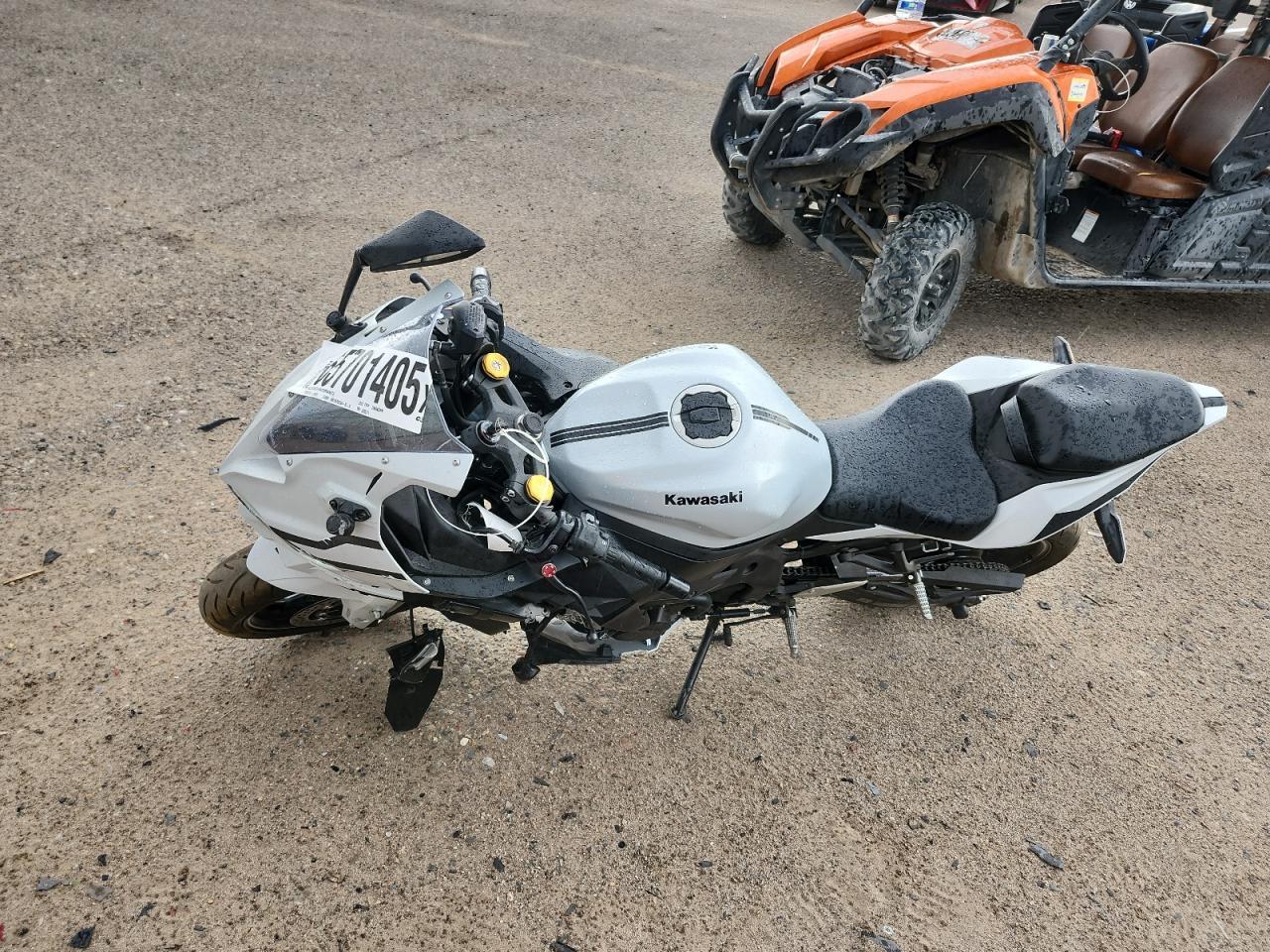 2025 Kawasaki ZX400 S