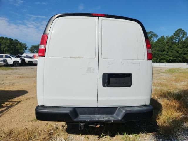 2017 Chevrolet Express G2500