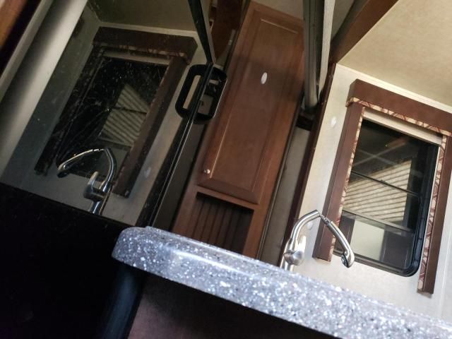 2016 Keystone Trailer