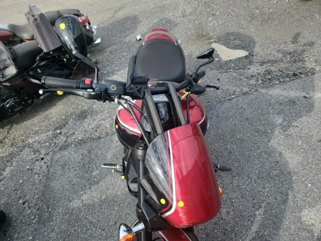 2015 Suzuki VZR1800