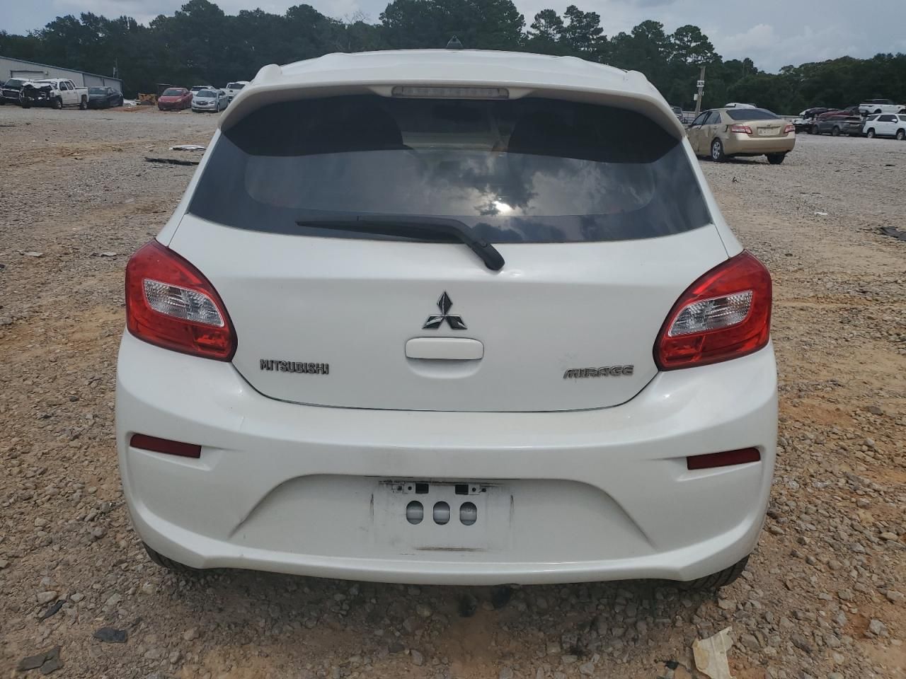 2017 Mitsubishi Mirage es
