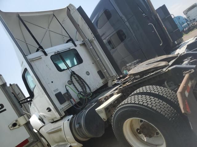 2014 Kenworth T680 Semi Truck