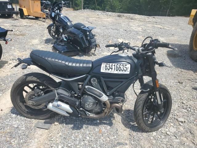 2016 Ducati Scrambler 800