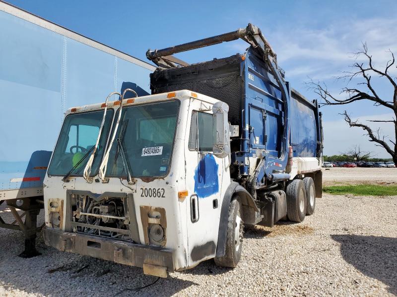 2013 Mack LEU600 Refuse Truck