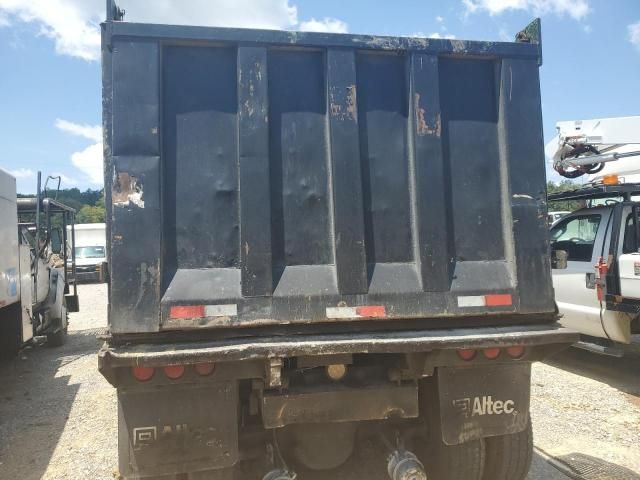 2010 International Dump Truck