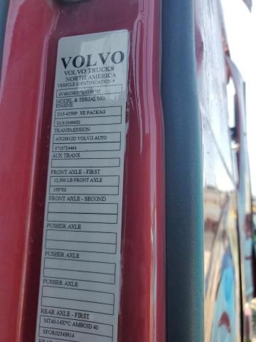 2014 Volvo VNL Semi Truck