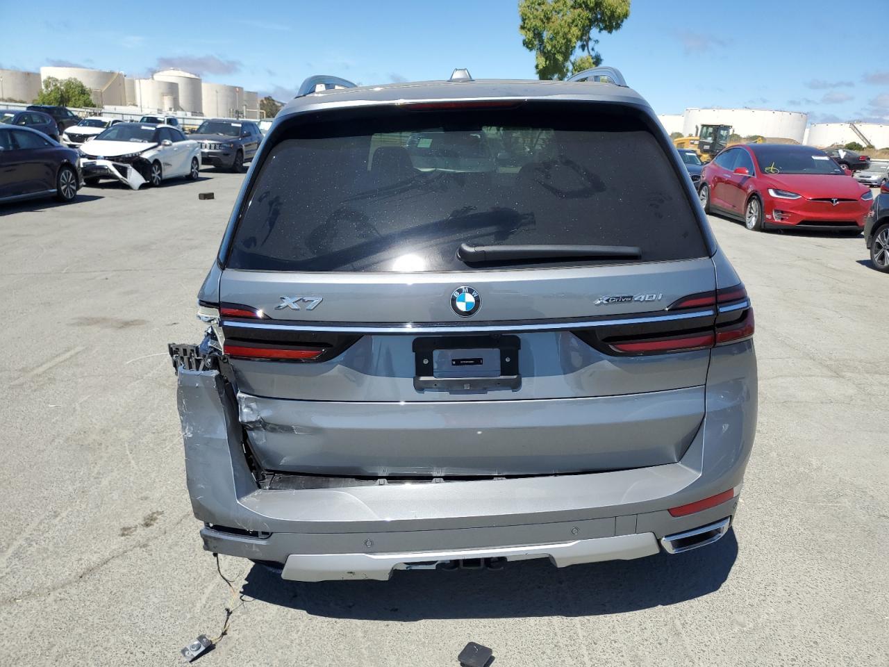2025 BMW X7 Xdrive40i