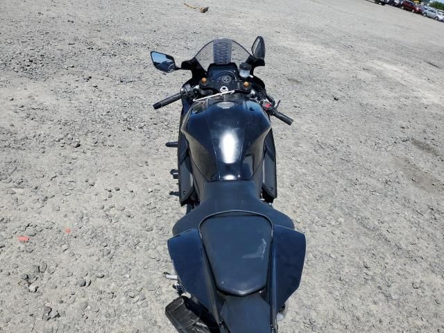 2025 Yamaha YZFR7