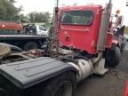 2009 Peterbilt 388 Semi Truck