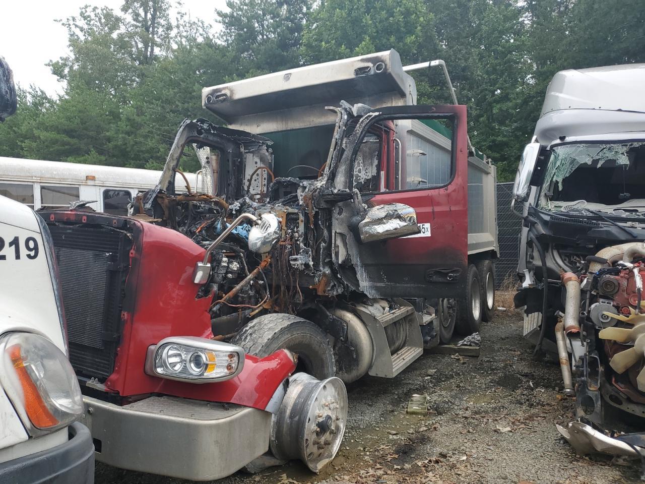 2023 Peterbilt 567 Dump Truck