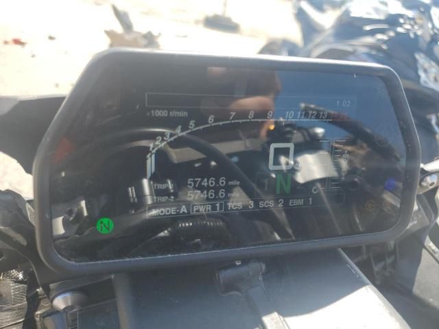 2024 Yamaha YZFR1