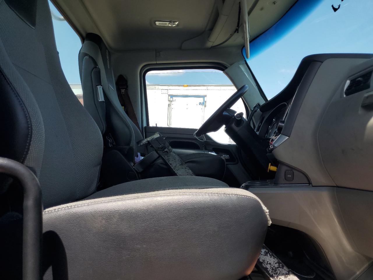 2020 Kenworth T880 Semi Truck