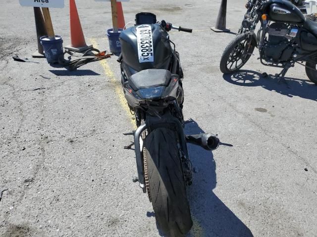 2021 Suzuki GSX-R1000 R