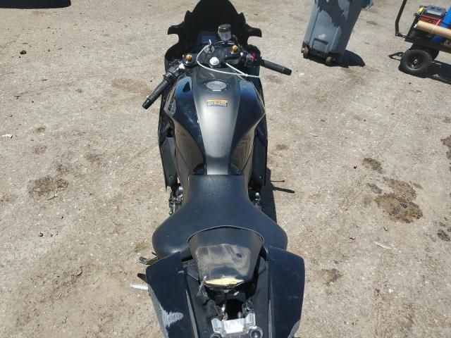 2024 Yamaha YZFR7