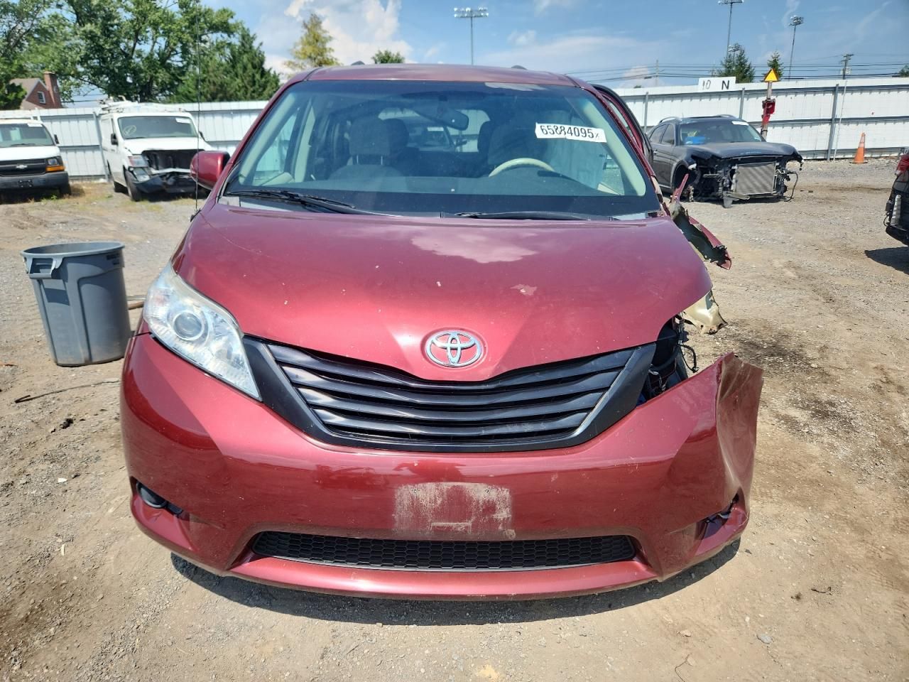 2011 Toyota Sienna le