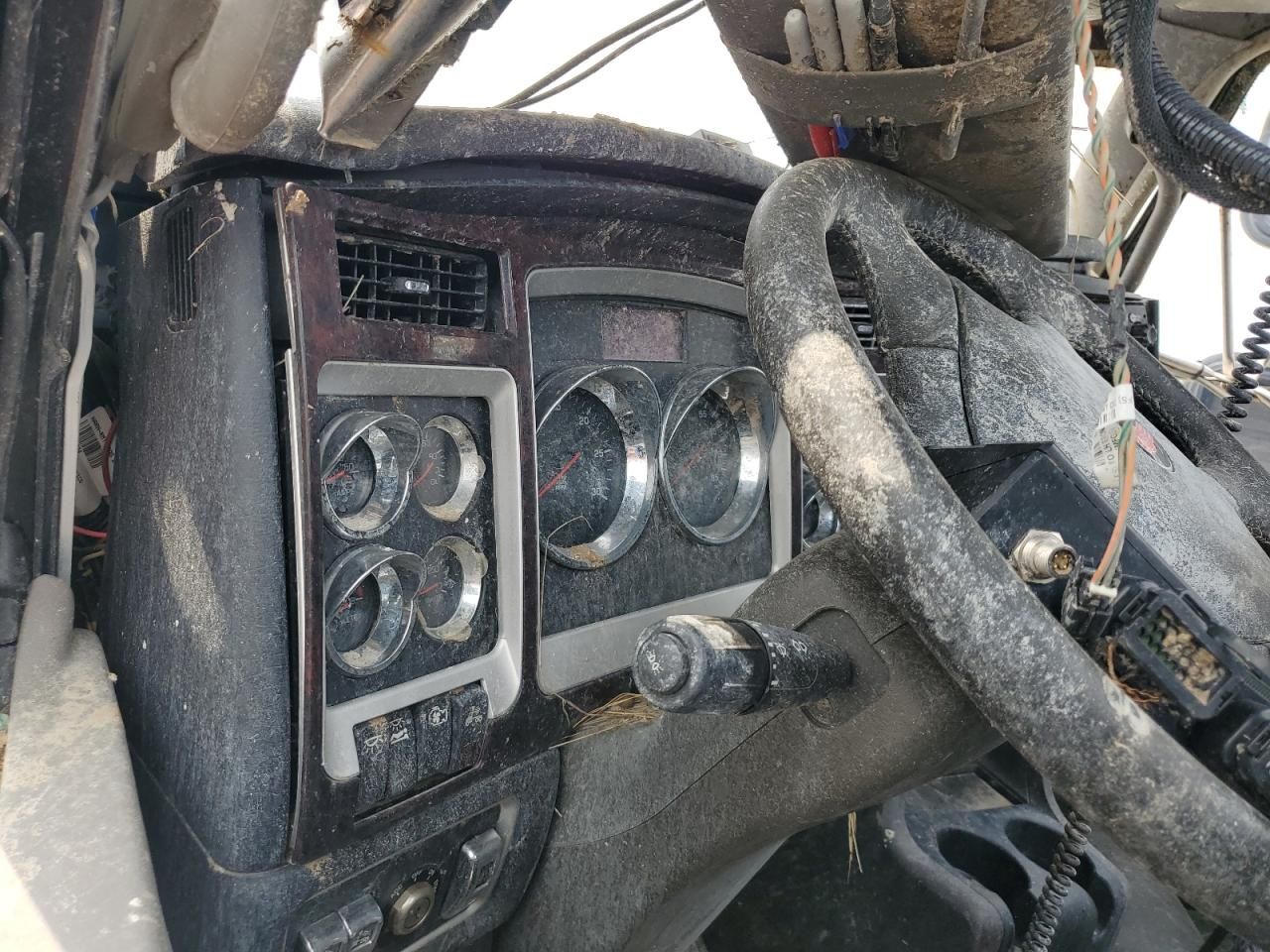 2022 Kenworth Tractor