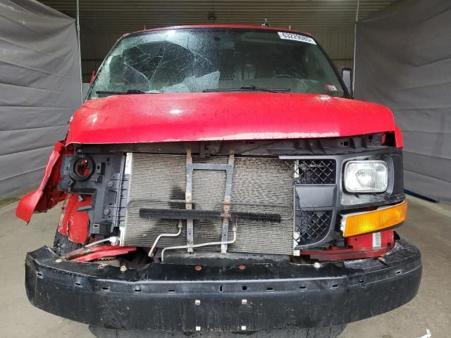 2016 Chevrolet Express G2500