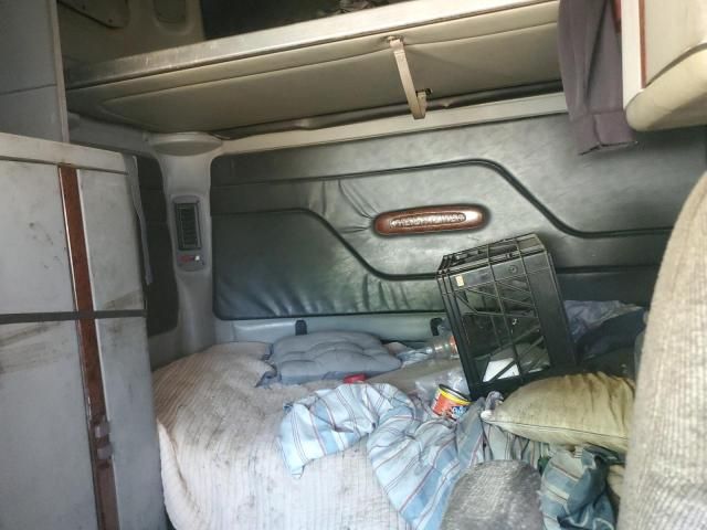 2000 Freightliner Conventional Semi Truck