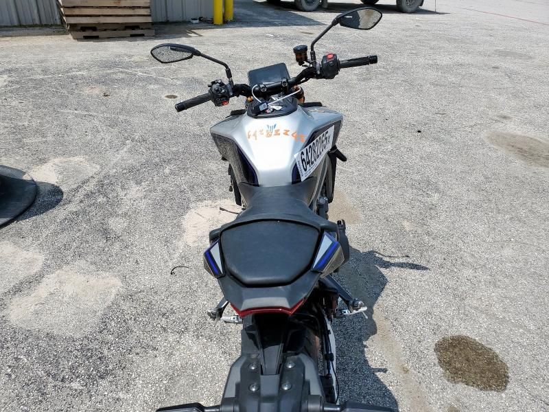 2025 Yamaha MT09 SP