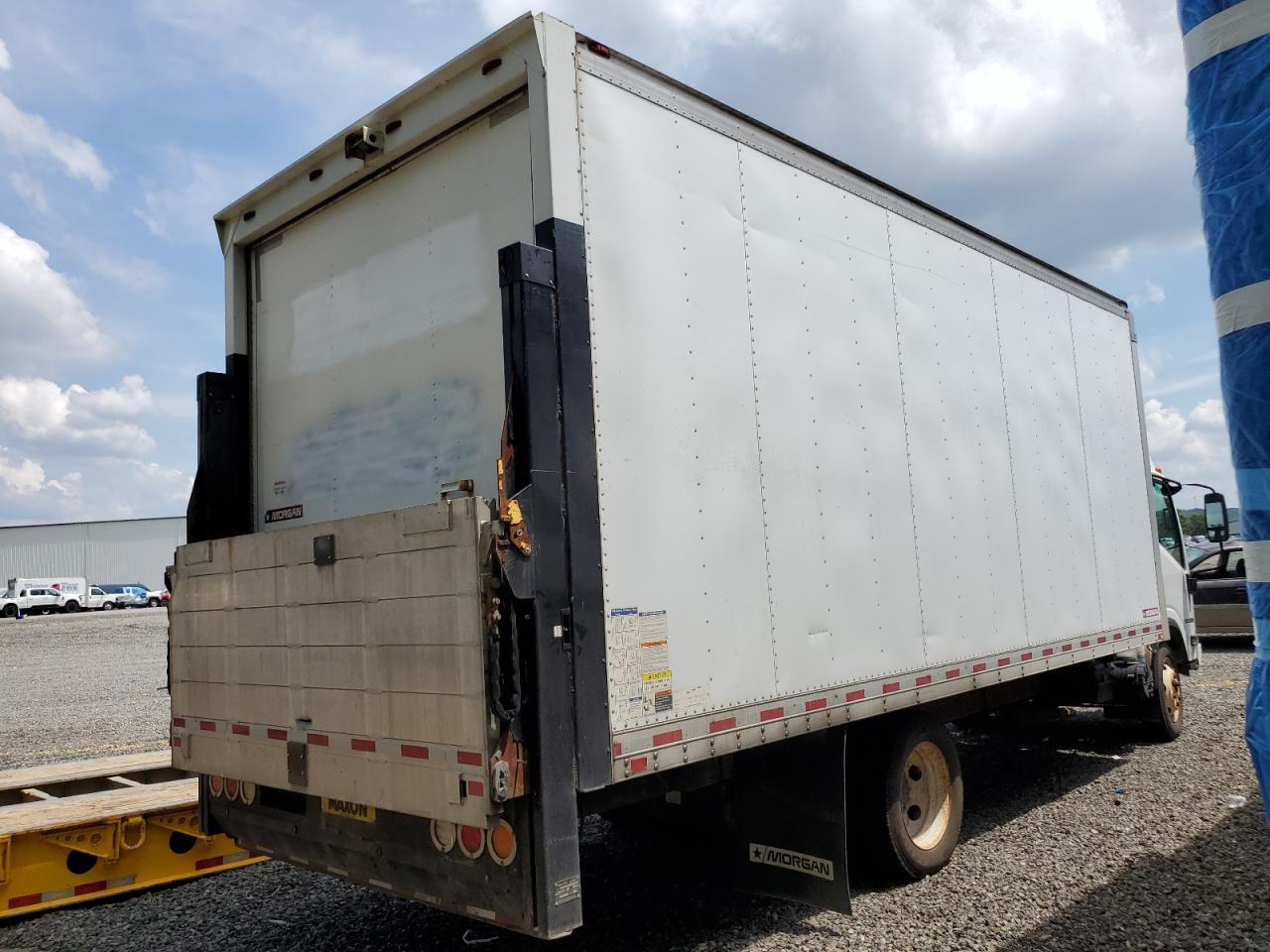 2017 Isuzu NPR HD