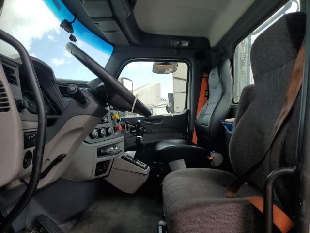2016 Peterbilt 579 Semi Truck