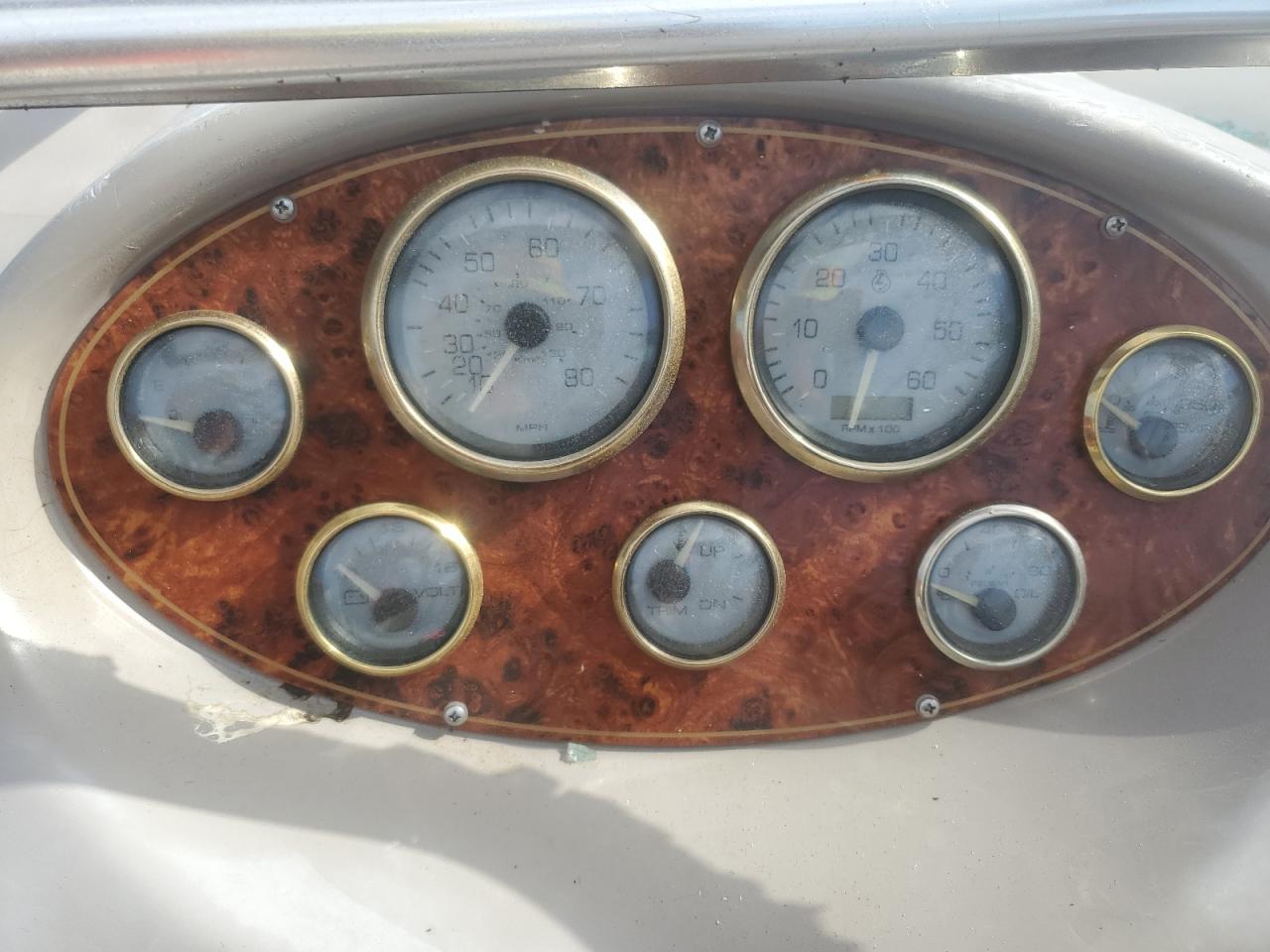 2000 Wells Cargo Excel Boat