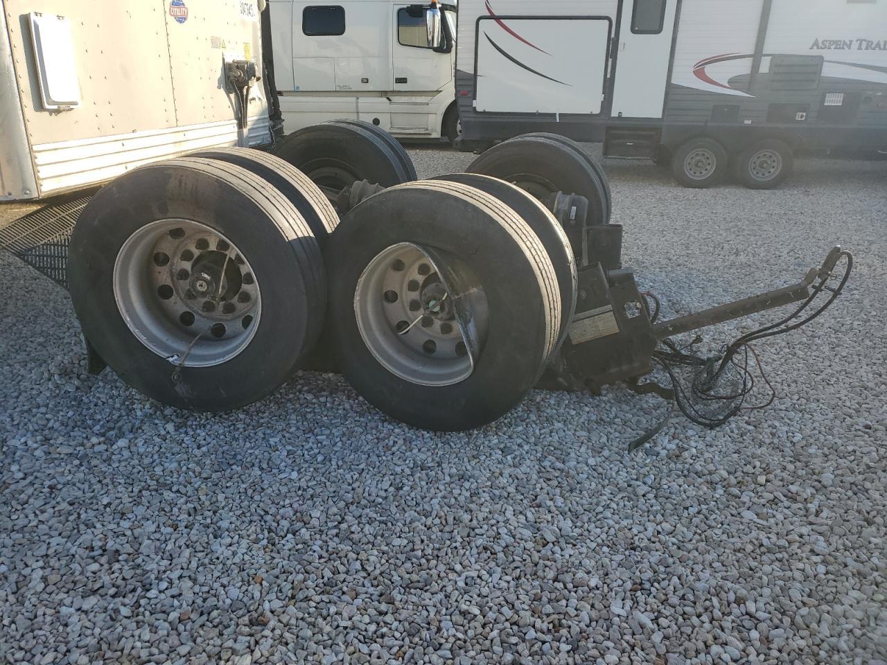 2014 Utility VS2DX DRY Van Trailer