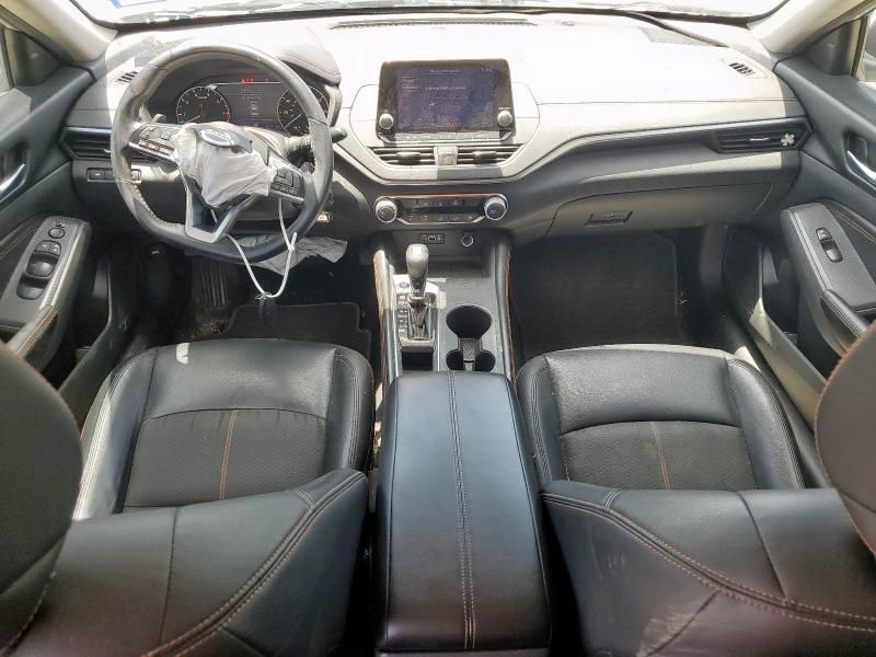 2020 Nissan Altima sr