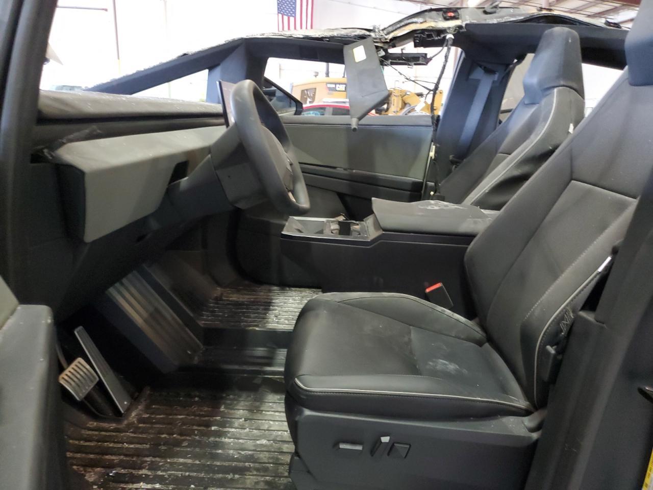 2024 Tesla Cybertruck