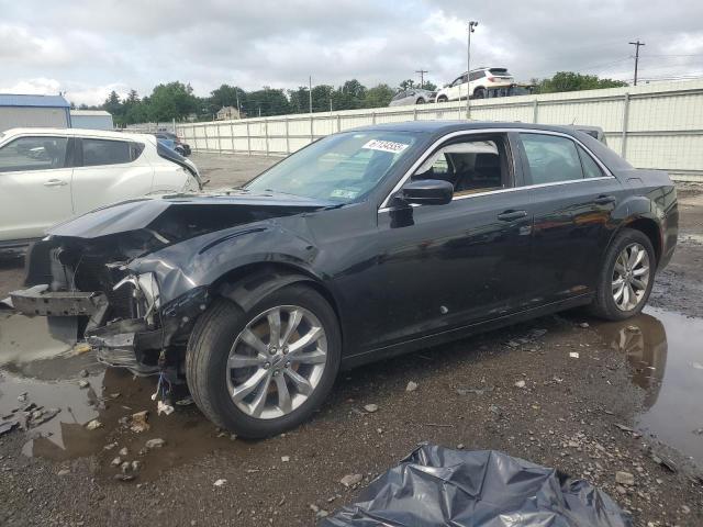 2018 Chrysler 300 Touring