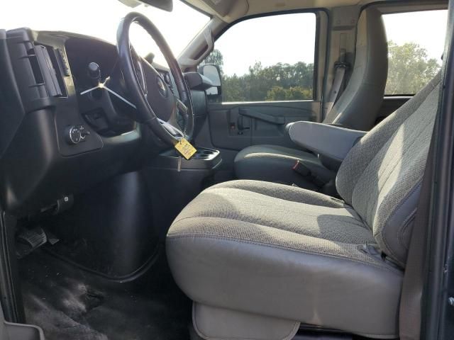 2019 Chevrolet Express G3500 LT