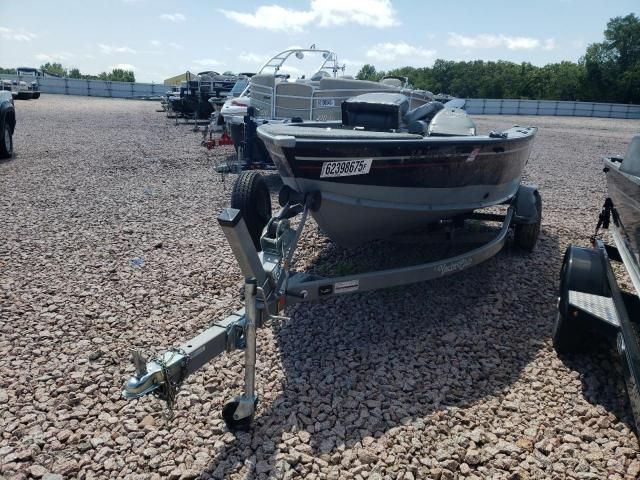 2003 Lund MARINE/TRL Boat JON Boat