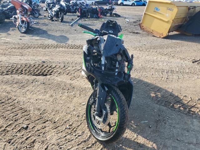 2017 Kawasaki EX300 B