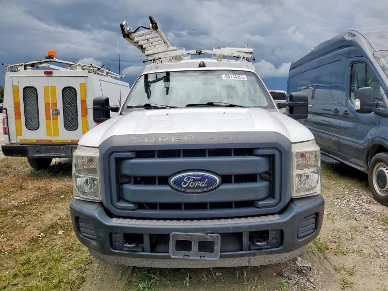 2013 Ford F350 Super