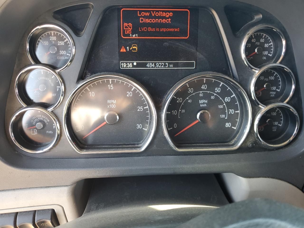 2019 Peterbilt 579 Semi Truck