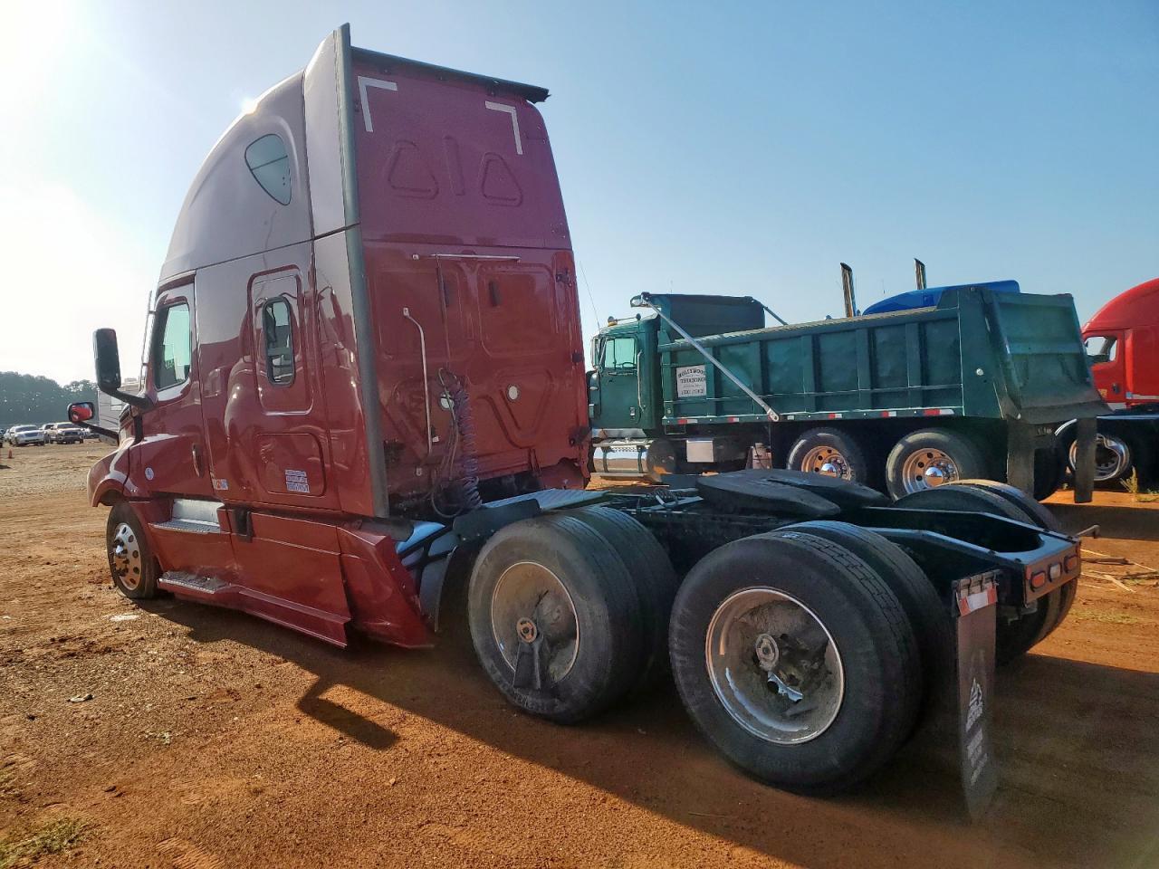 2022 Freigliner 2022 Freightliner Cascadia 126 Semi Truck
