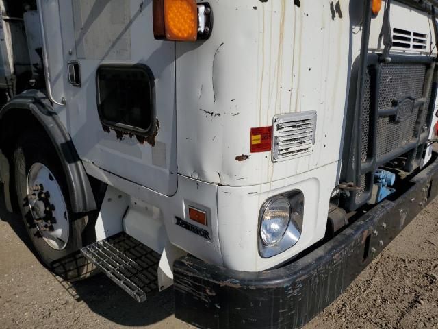 2015 Autocar Llc 2015 Autocar Xpeditor Refuse Truck