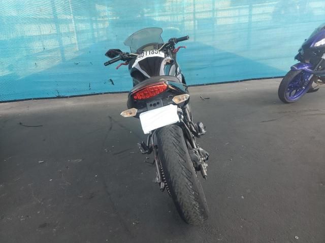 2009 Kawasaki EX650 C