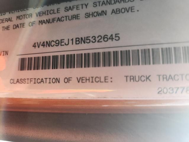 2011 Volvo VNL Semi Truck