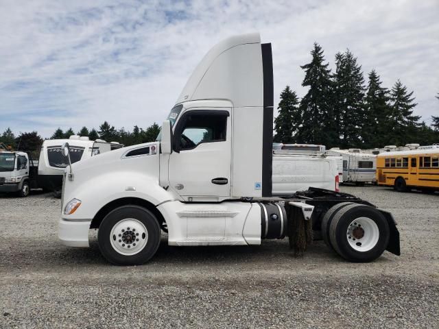 2014 Kenworth Construction T680