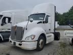 2014 Kenworth T680 Semi Truck