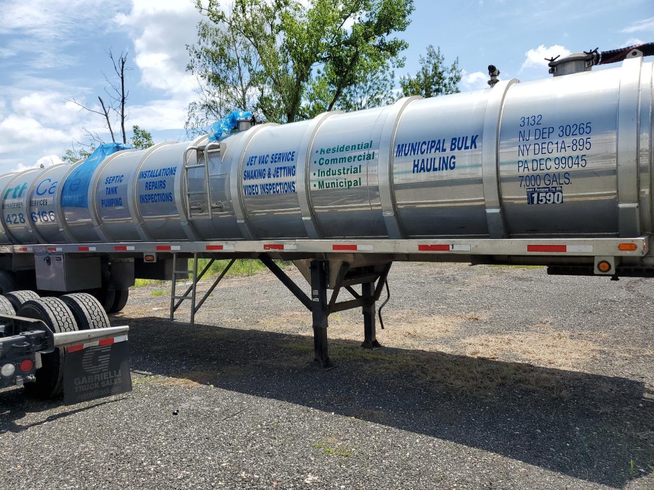 2007 Arctic Cat 2007 JBH Custom Tank Trailer