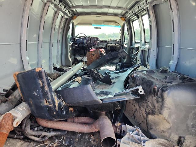 2011 Chev Express G2500