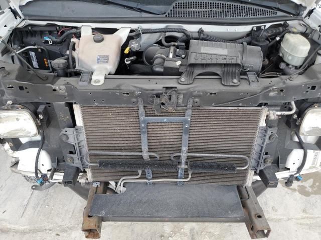 2017 Chev Express Cargo 2500 1