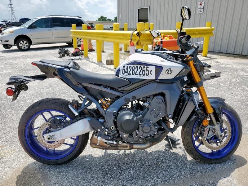 2025 Yamaha MT09 SP