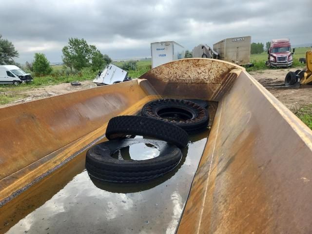 2017 Smithco Side Dump-Side Dump Trailer