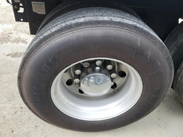2014 Utility Refrigerated Van Trailer