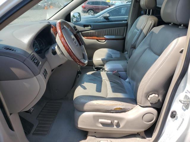 2004 Toyota Sienna xle Limited 7-passenger